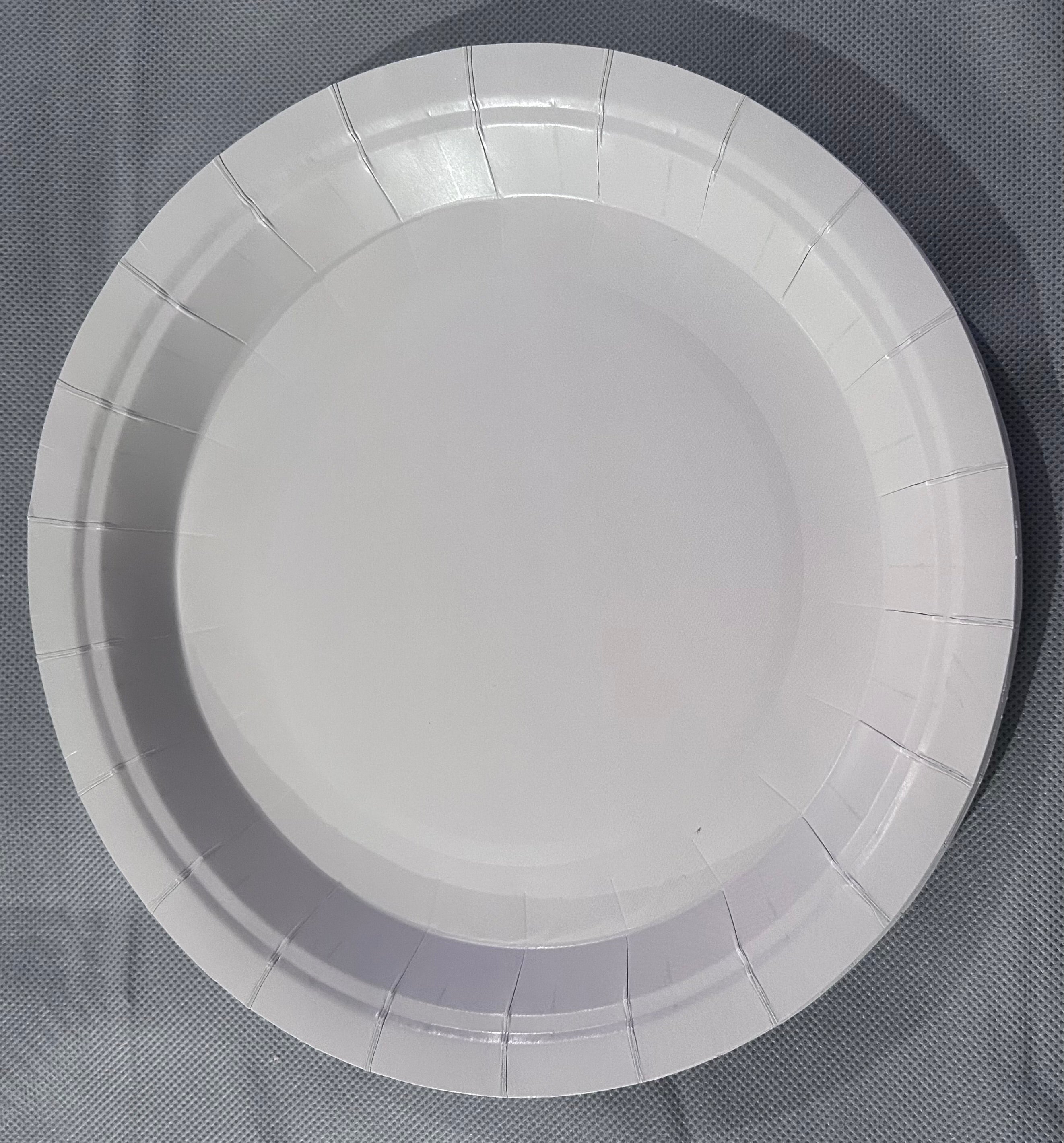 Colored tableware