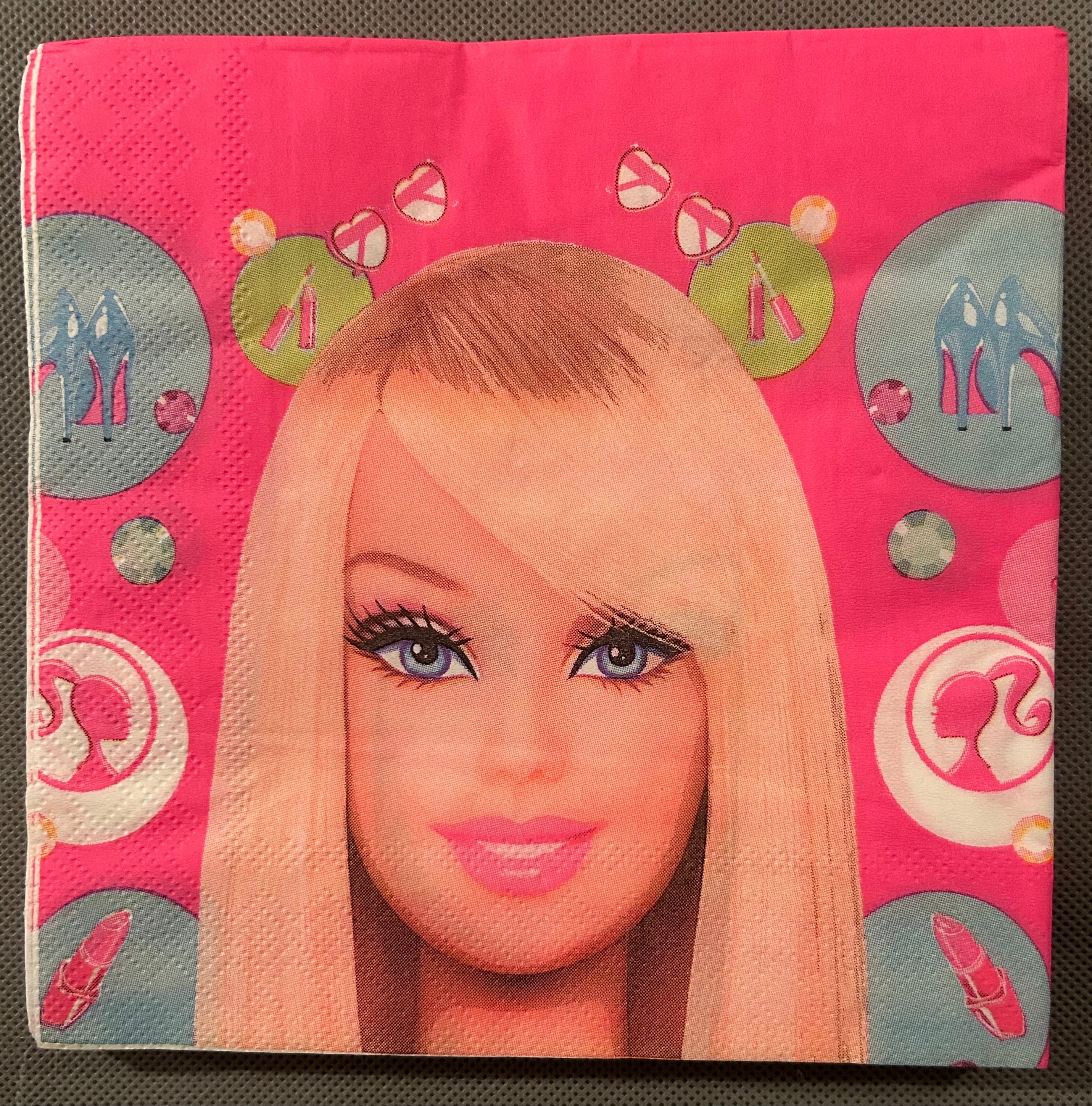 Barbie blond party set