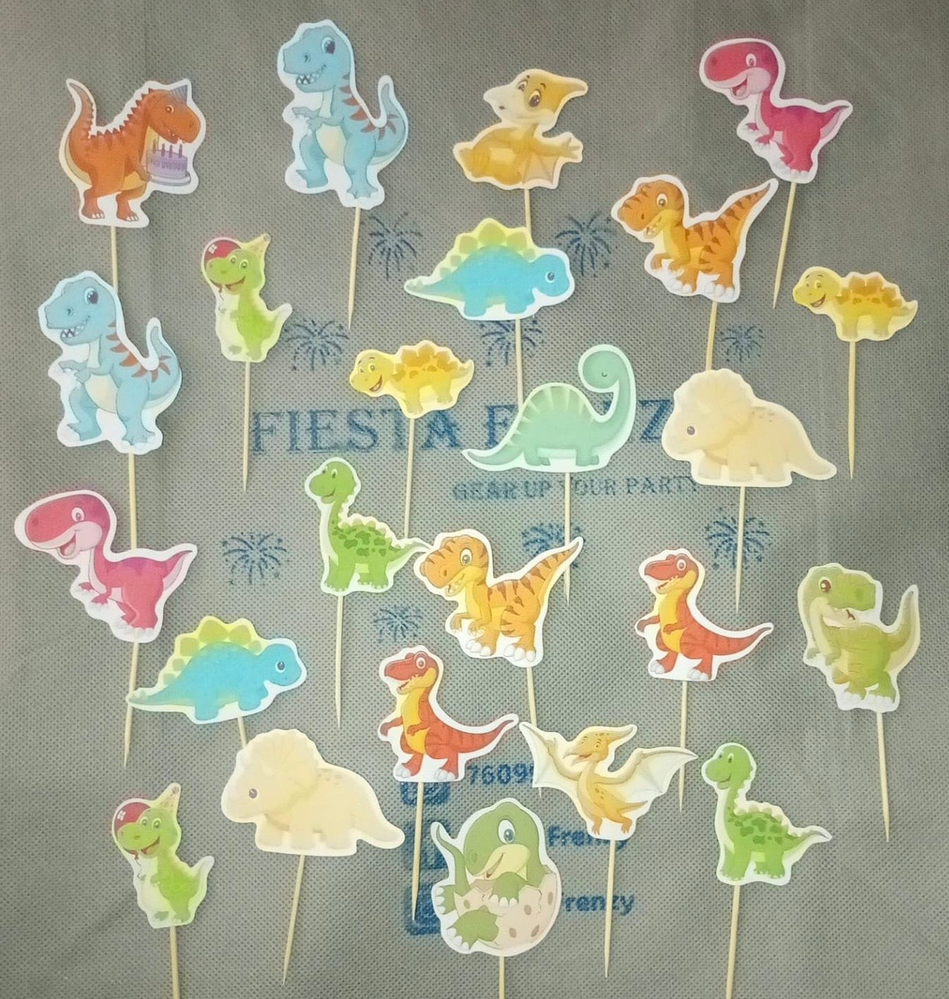Dinosaur party set