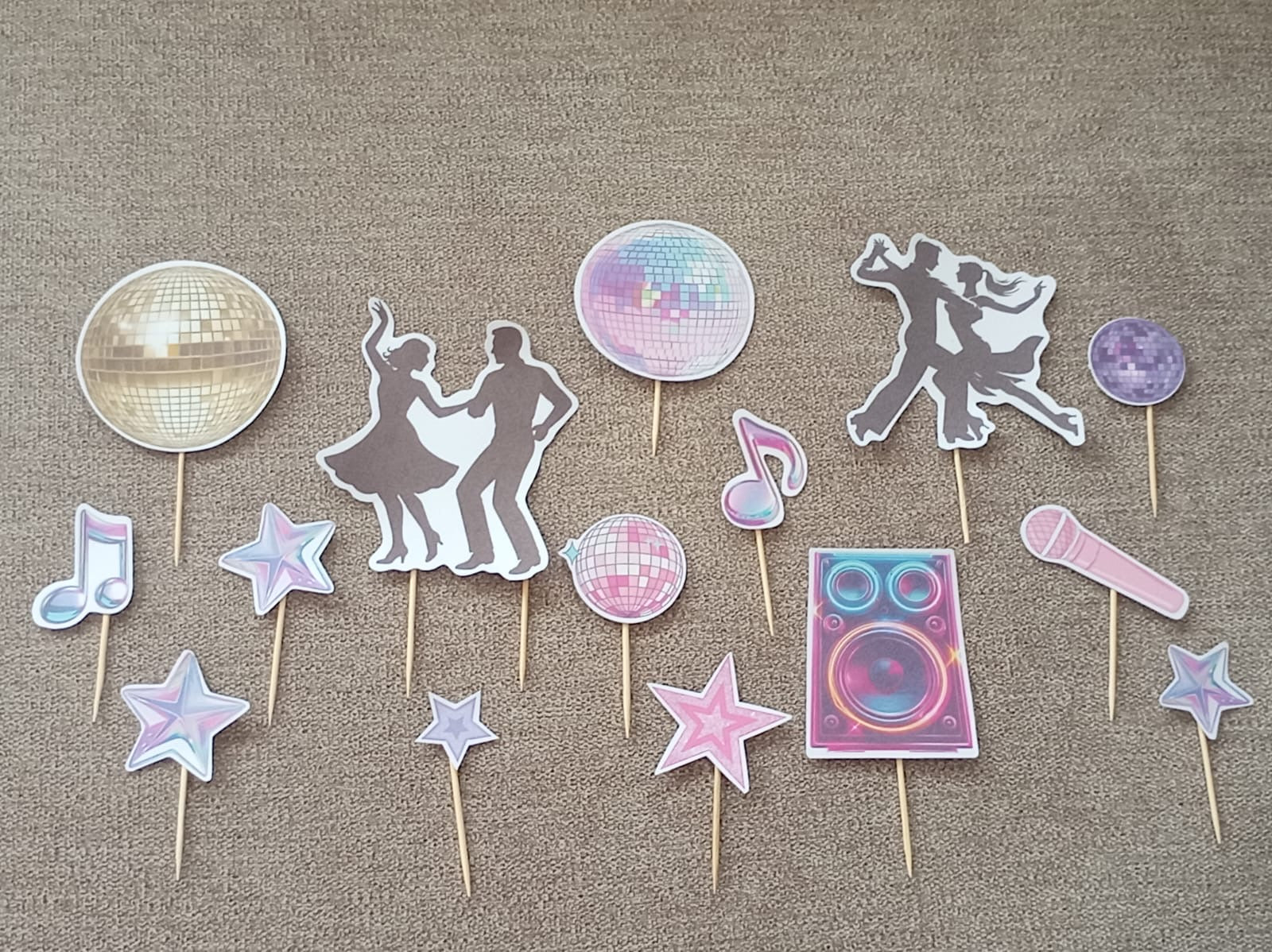 Dancing party set