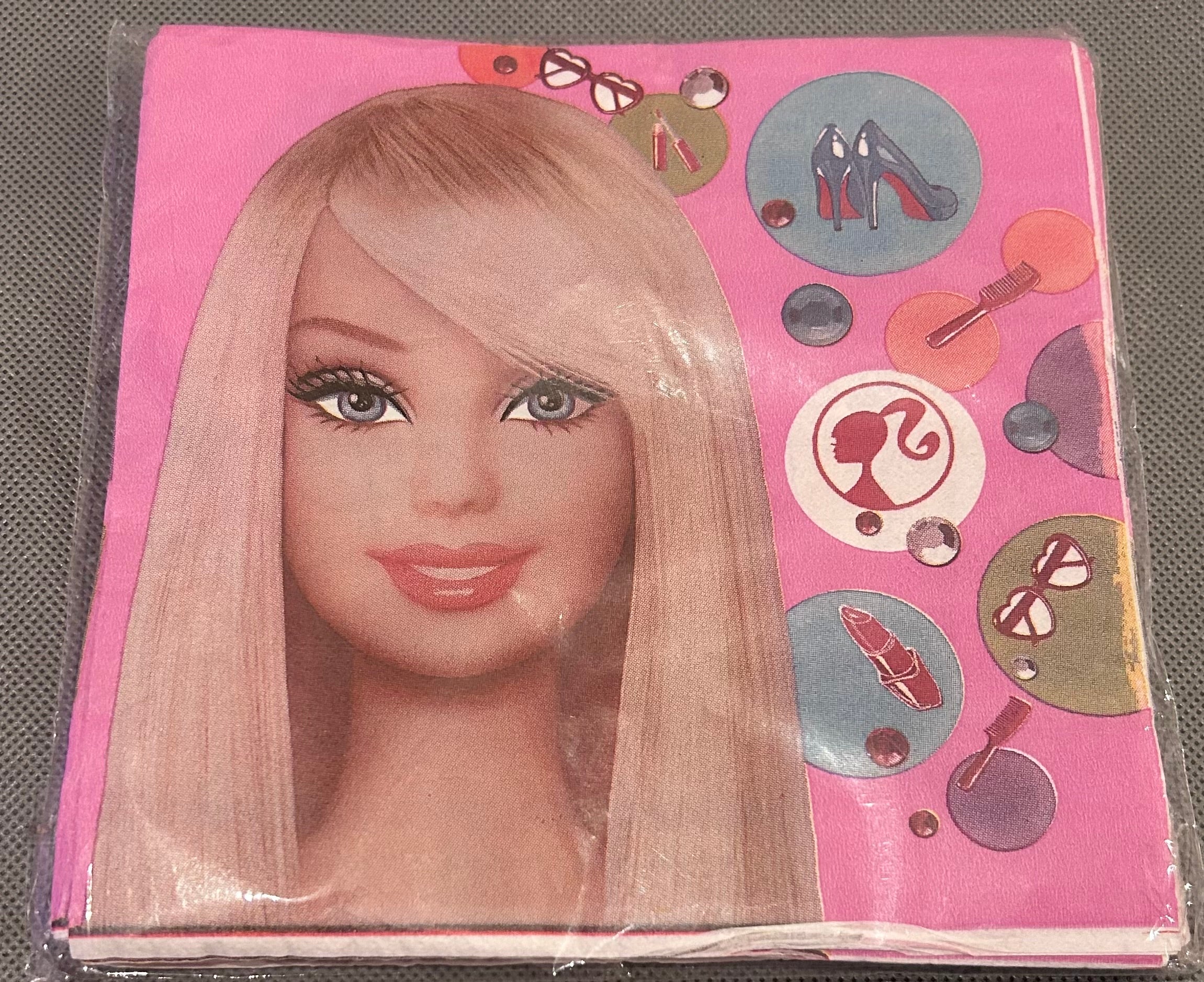 Barbie blond party set